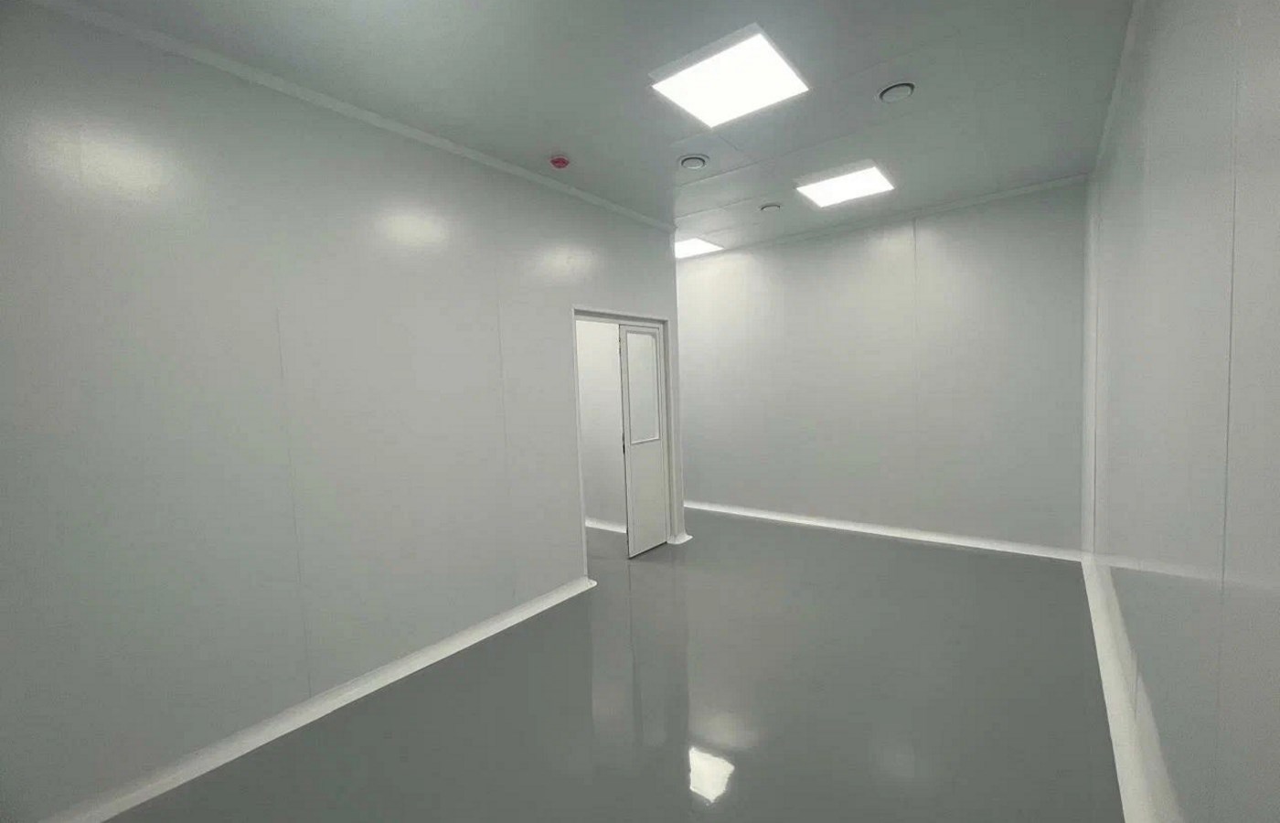 Производственная лаборатория на Александровском заводе полупроводниковых приборов «Крип Техно»